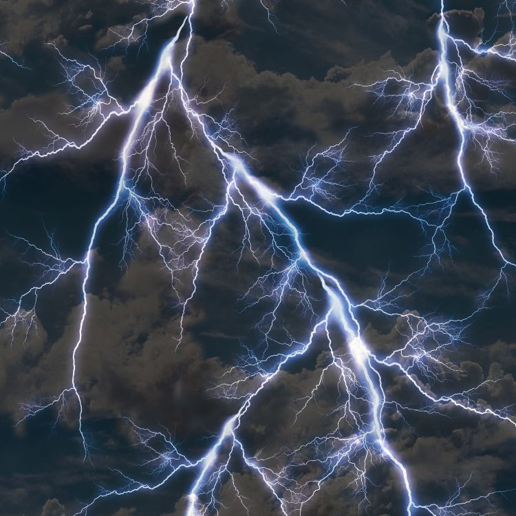 Lightning 37 Liquid Concepts